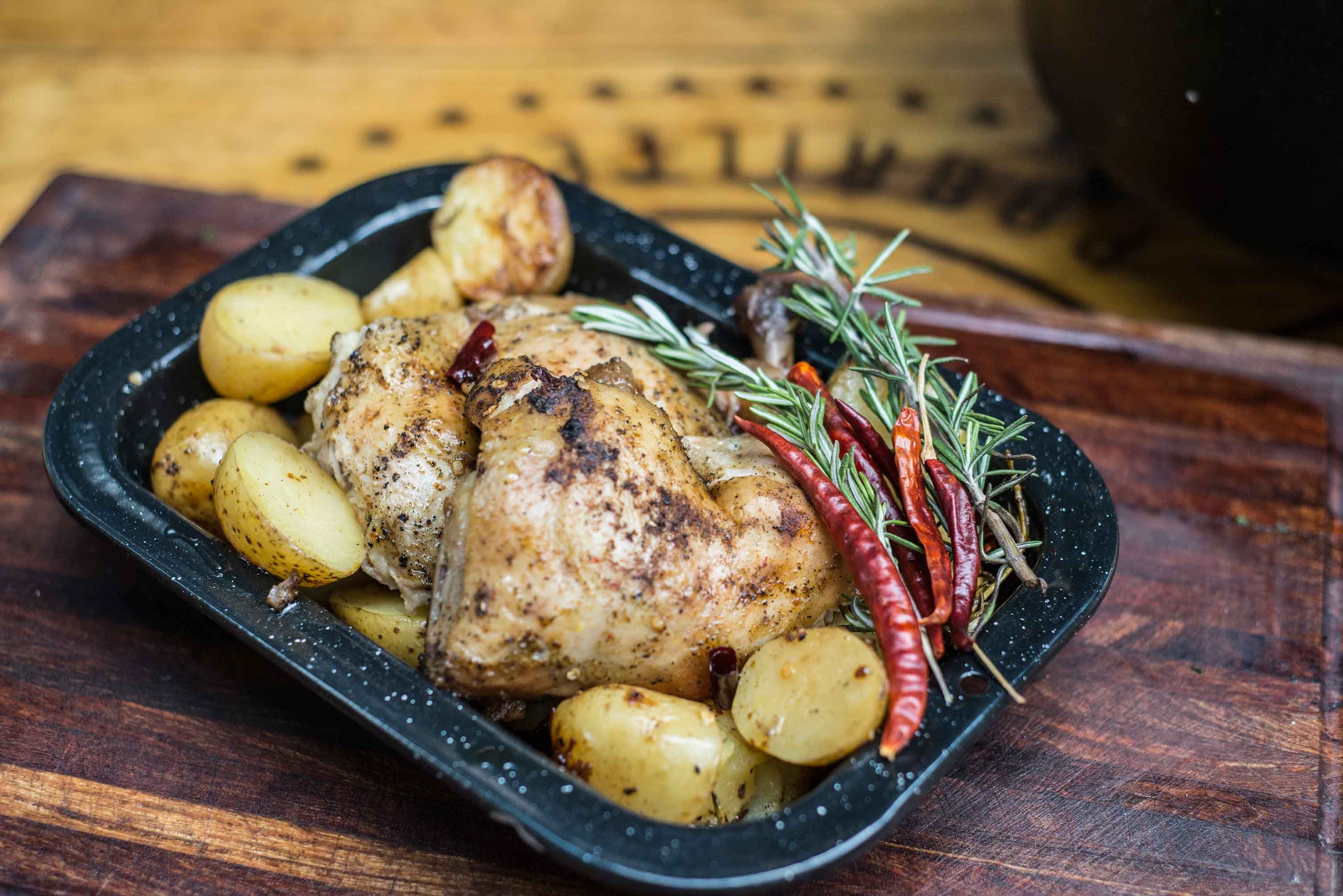 POLLITO CON PAPAS EN DUTCH OVEN|SMP