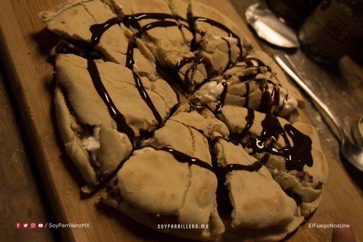PIZZA DE NUTELLA Y MALVAVISCOS | SMP