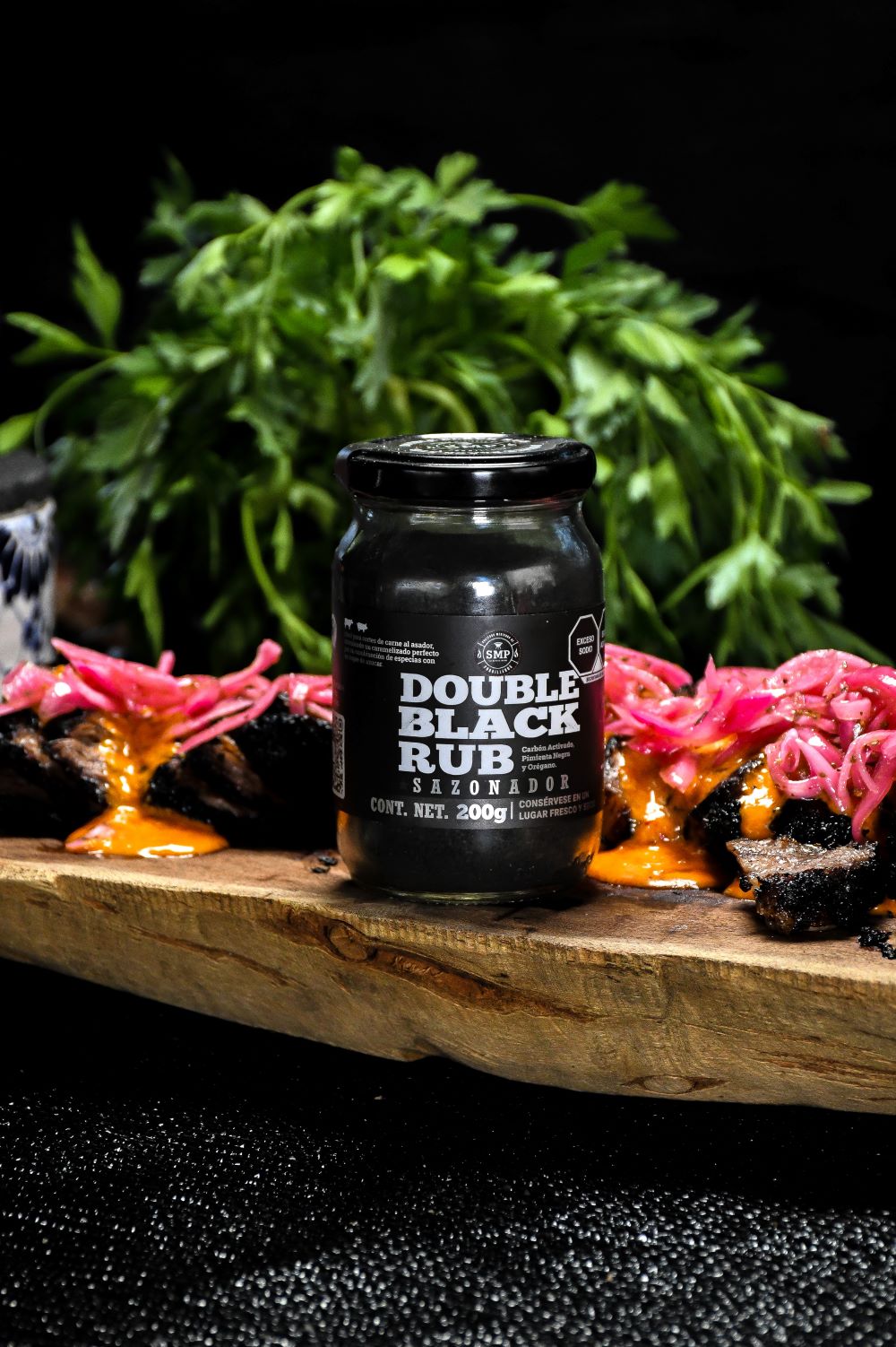 Filete de res con Double Black Rub SMP ahumado en BGE