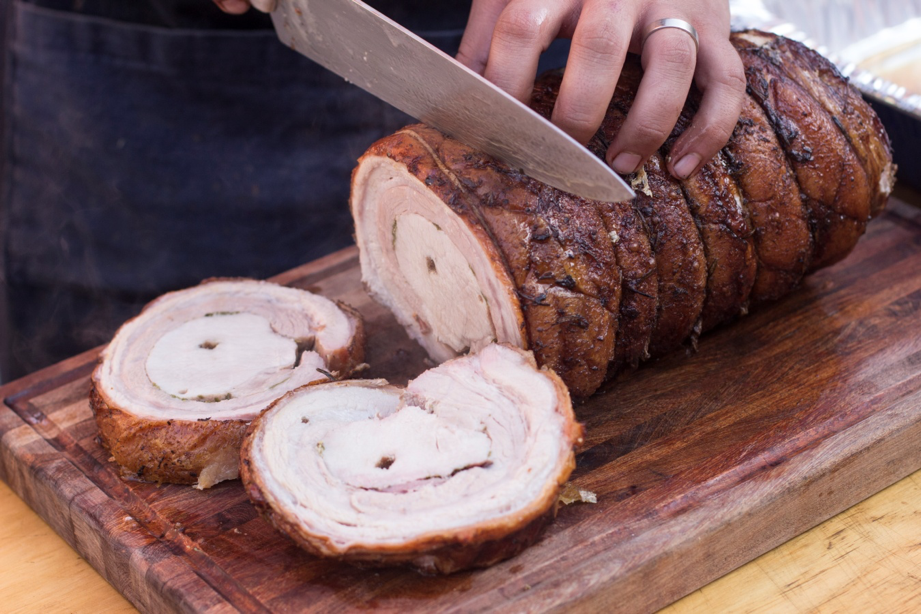 PORCHETTA DE PUERCO ROSTIZADO CON ROMERO