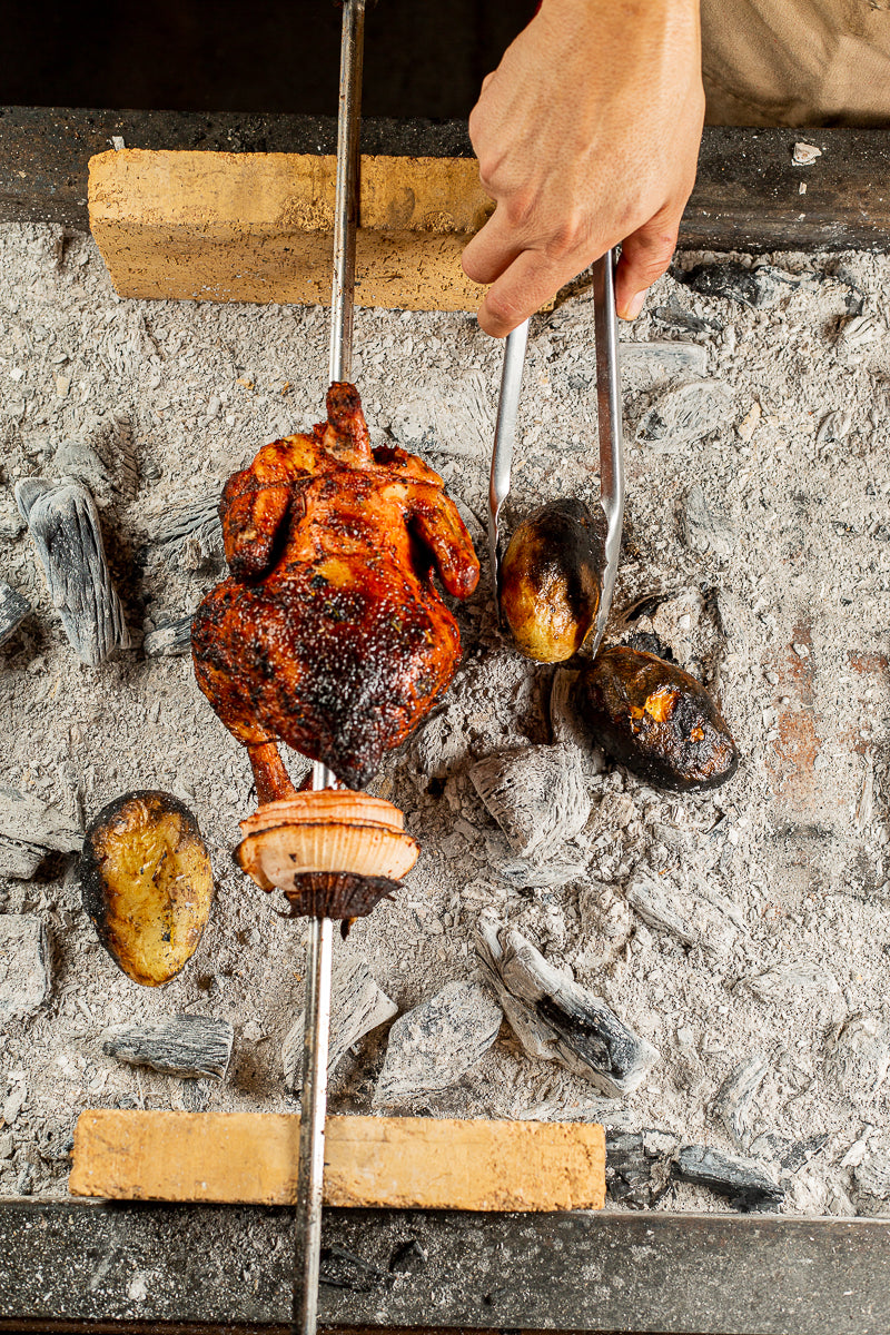 Pollo rostizado en espada