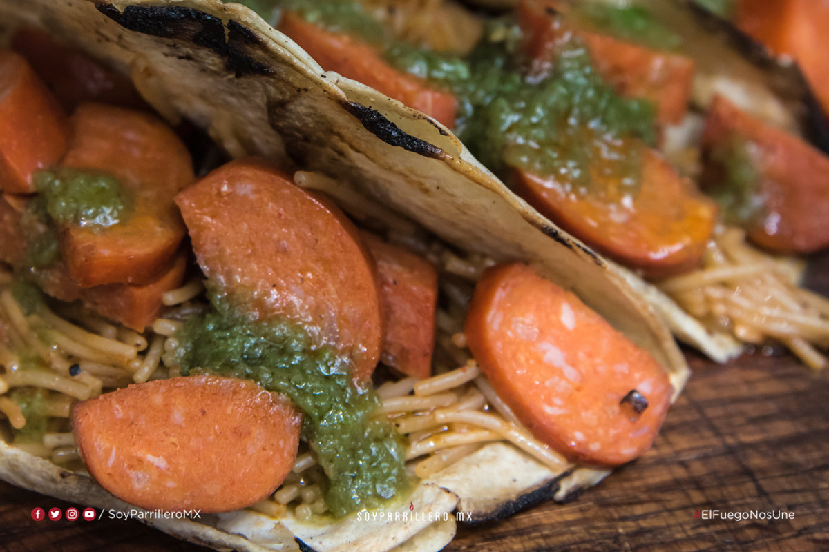 TACO DE FIDEO SECO CON CHORIZO ASADO | SMP