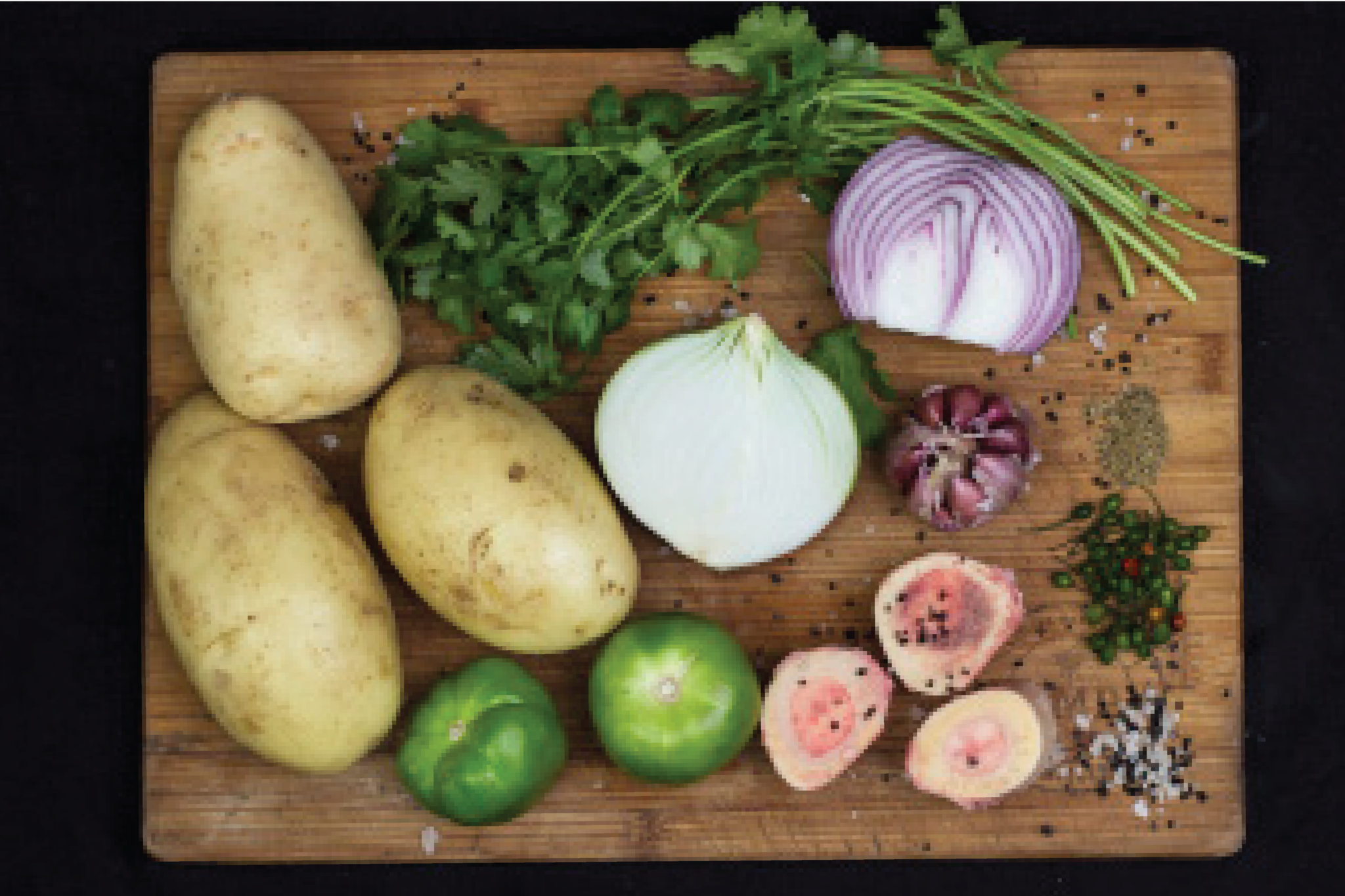 PAPAS AHUMADAS CON TUÉTANO Y SALSA DE PIQUÍN, CILANTRO Y CEBOLLA MORADA|SMP