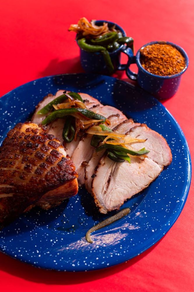 Picaña de cerdo sellado al inverso con costra de piloncillo picante
