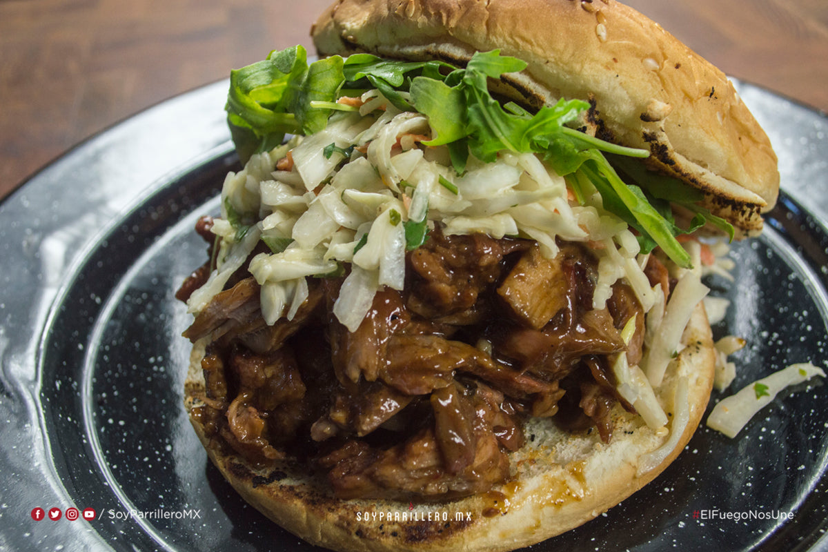 TORTA DE BARBACOA DE ARRACHERA CON SALSA BBQ CLÁSICA | SMP