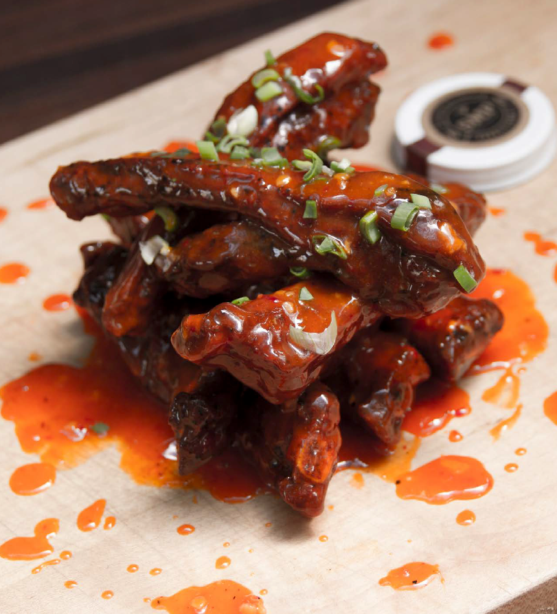 COSTILLAS DE CERDO ST. LOUIS FRITAS CON SALSA AGRIDULCE