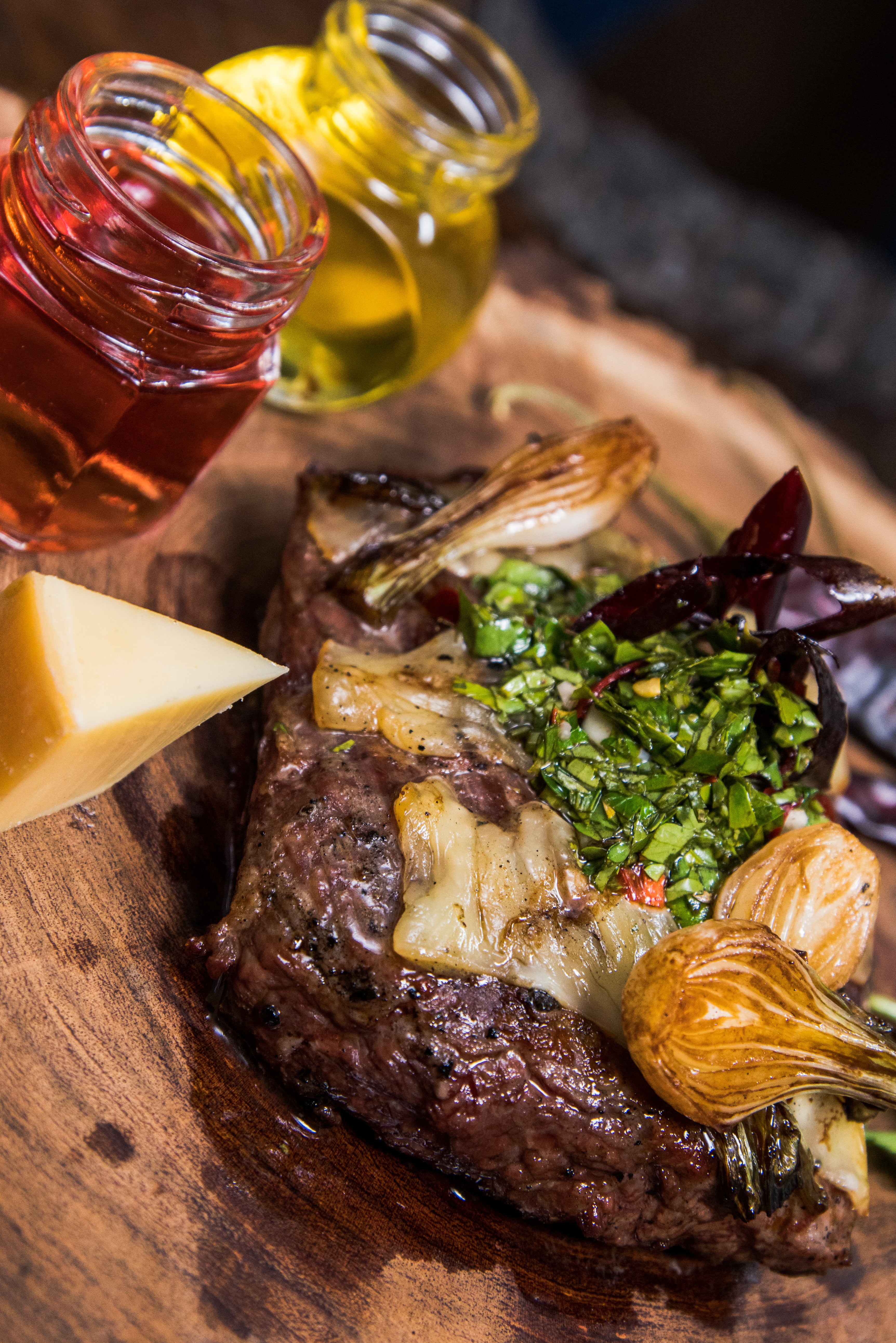 ARRACHERA INSIDE CON CHIMICHURRI Y QUESO PROVOLONE | SMP