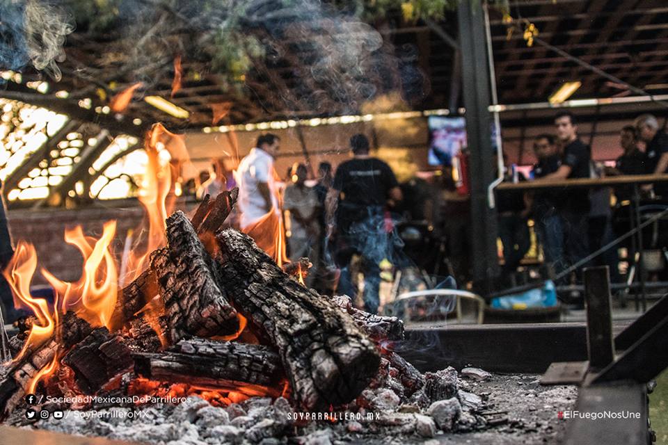 Mejores formas para mantener limpio tu asador | SMP