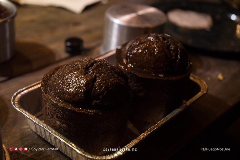 PASTEL DE CHOCOLATE Y PERAS AL BOURBON | SMP