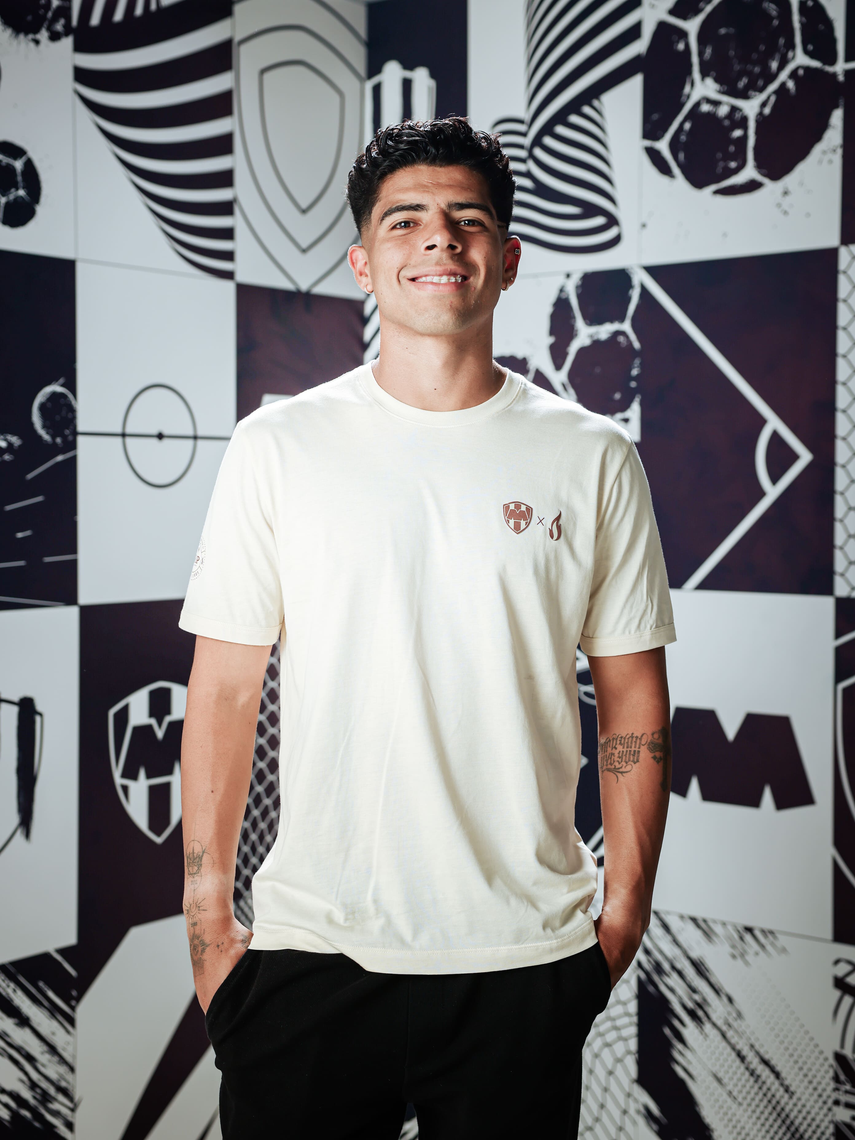 Playera Rayados Parrilleros x SMP ivory