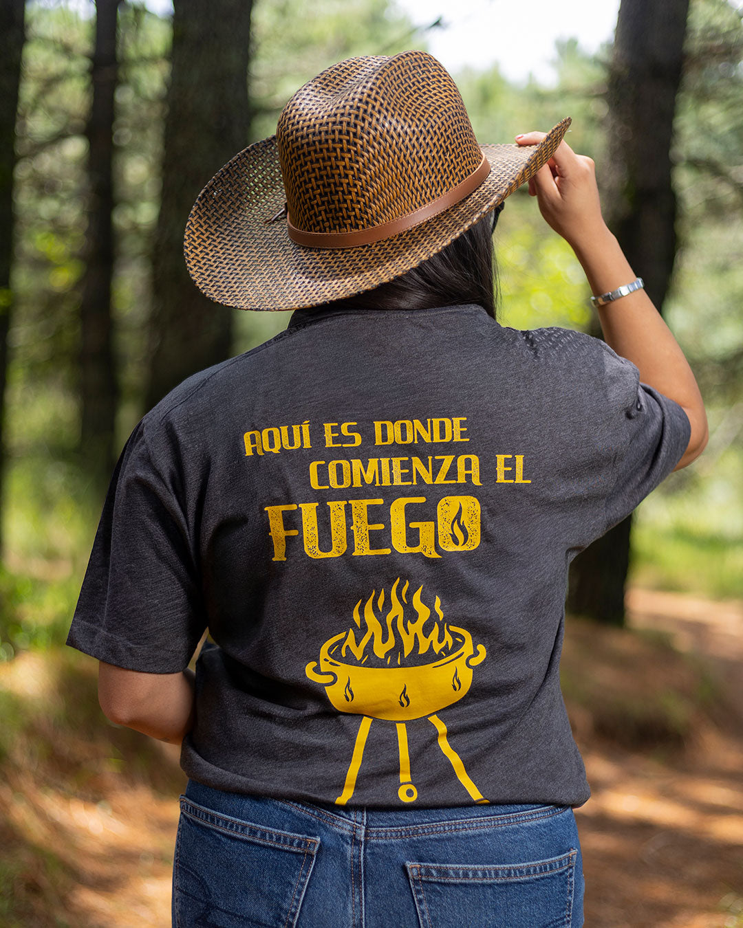 Playera Aquí Comienza El Fuego